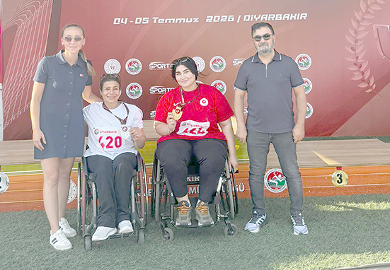 TPAO PETROLSPORLU AYŞENUR GÜNEY’DEN ÇİFTE ALTIN