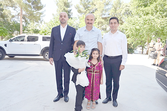 VALİ CANALP’TEN KAYMAKAM ARSLANŞAHİN’E HAYIRLI OLSUN ZİYARETİ