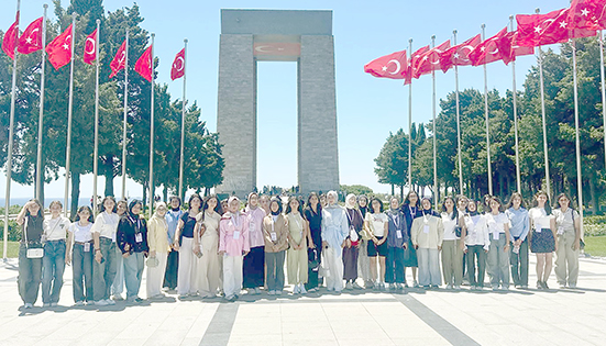 228 BATMANLI GENÇ ÇANAKKALE’Yİ GEZDİ