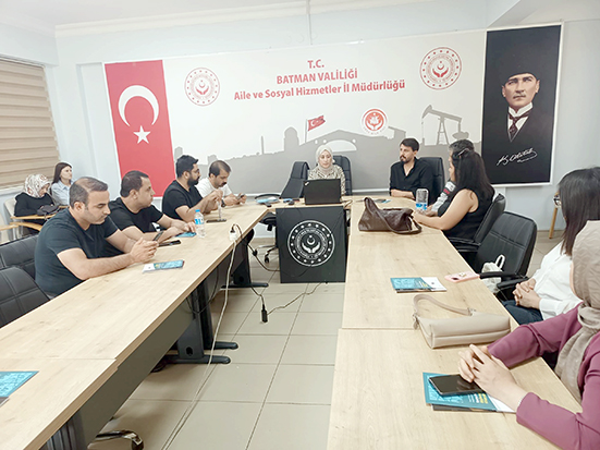 KURUMLAR İNSAN TİCARETİ İÇİN BİR ARAYA GELDİ