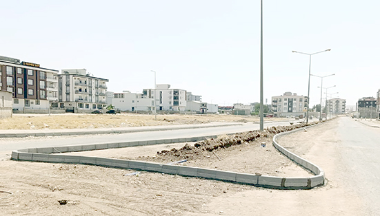 BOZULAN PARKE YOLLAR TEK TEK YENİLENİYOR