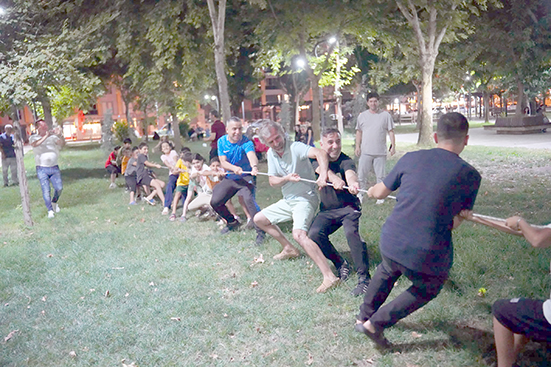 ÇOCUKLAR SPOR VE EĞLENCENİN TADINI ÇIKARDI