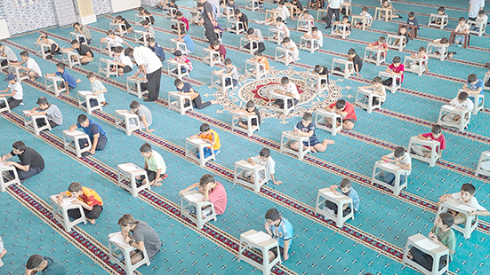 DİNİMİ ÖĞRENİYORUM BİLGİ YARIŞMASI DÜZENLENDİ