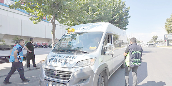 15 DOLMUŞ HAKKINDA İŞLEM YAPILDI