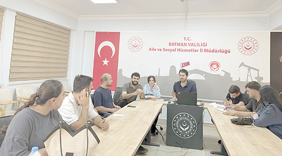 GENÇ ÇİFTLERE İLETİŞİMDEN BÜTÇE YÖNETİMİNE EĞİTİM DESTEĞİ