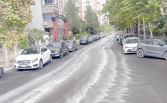 KENT GENELİNDE TEMİZLİK MESAİSİ