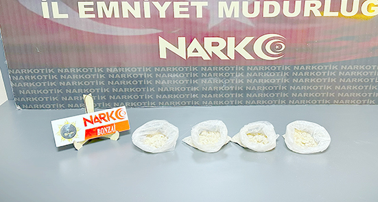 400 GRAM SENTETİK KANNABİNOİD ELE GEÇİRİLDİ