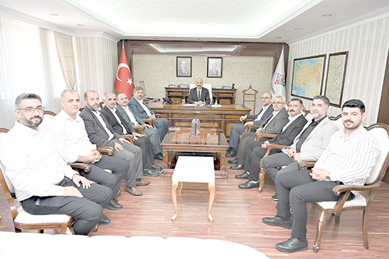 VALİ CANALP, UEB BATMAN YÖNETİMİNİ KABUL ETTİ