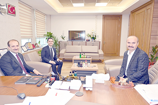 VALİ CANALP, ABDULAZİZ YILDIRIM’A BAŞARI DİLEDİ
