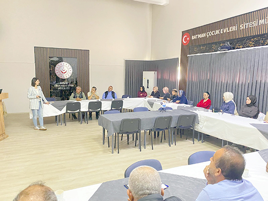 AİLE VE SOSYAL HİZMETLER PERSONELİNE SAĞLIK VE HİJYEN EĞİTİMİ