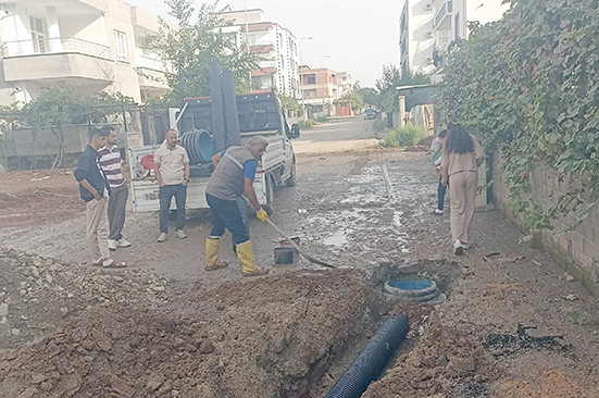 BAYINDIR’DA YAĞMUR SUYU HATTINA MÜDAHALE