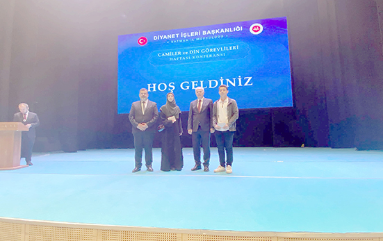 “CAMİLER TOPLUM HAYATININ ÖNEMLİ MERKEZLERİNDENDİR”