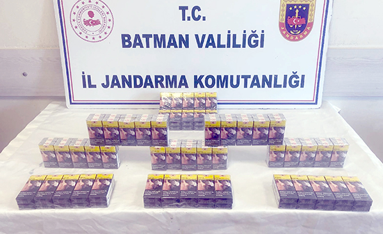 JANDARMADAN KAÇAKÇILIĞA DARBE: BİNLERCE PAKET SİGARA ELE GEÇİRİLDİ