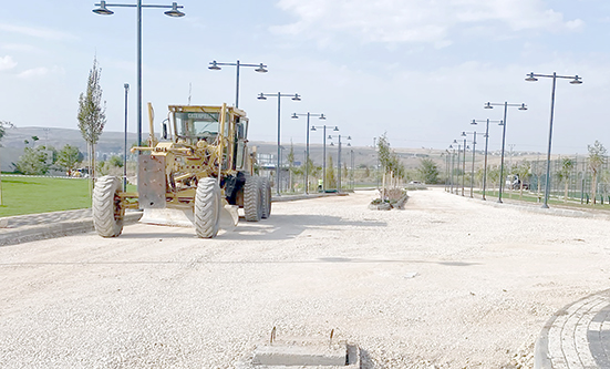 6 BİN TON PMT SERİLDİ, 4 BİN 500 TON SICAK ASFALT HAZIRLANIYOR
