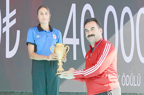 RUKEN TEK’TEN 8 AY SONRA GÜMÜŞ MADALYALI DÖNÜŞ