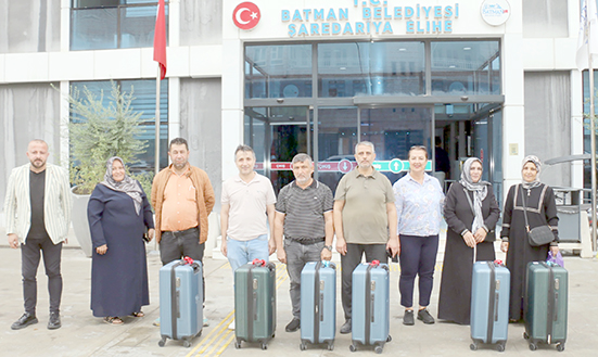 ÜNİVERSİTEYE GİDECEK GENÇLERE VALİZ DESTEĞİ