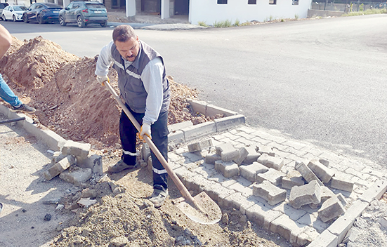 PARK VE YEŞİL ALANLARDA ALTYAPI ÇALIŞMALARI SÜRÜYOR